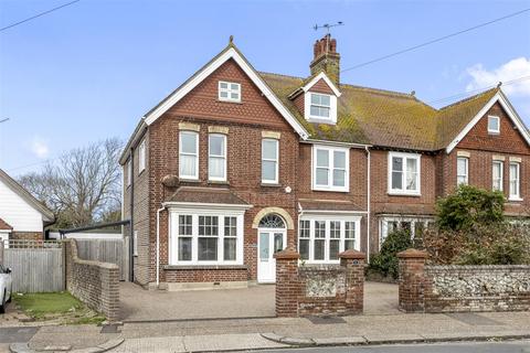 Cissbury Road, Broadwater