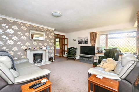 3 bedroom detached house for sale, Upper Kings Drive, Eastbourne