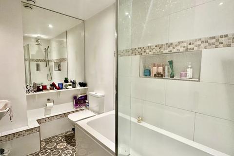 1 bedroom apartment for sale, Canterbury Road, Ashford, TN24 8