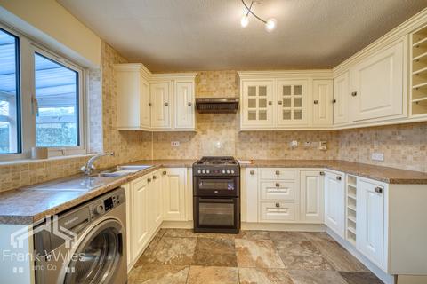 3 bedroom detached house for sale, Frobisher Drive, Lytham St. Annes, Lancashire