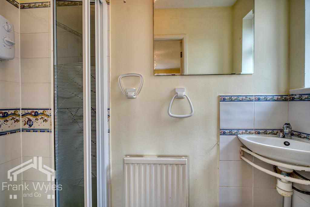 D751674 hdr