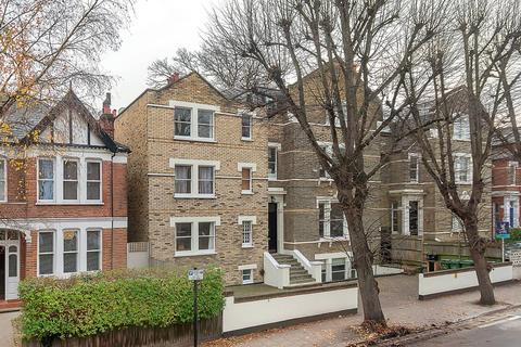 2 bedroom flat to rent, Abbeville Road, Clapham, London, SW4
