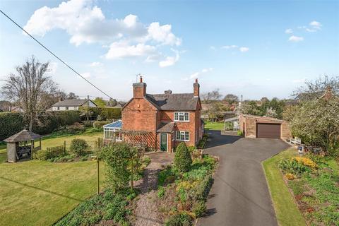 3 bedroom detached house for sale, Greendale, 9 Wood Lane, Hinstock, Market Drayton, Shropshire, TF9 2TA