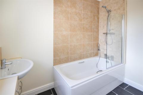 undefined, Epsom Road, Morden SM4