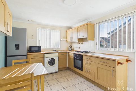 undefined, Astral Way, Hull HU7