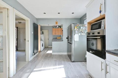 undefined, Aviemore Gardens, Northampton, Northamptonshire, NN4
