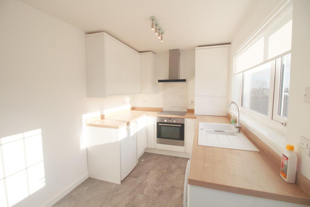 Kitchen 2 (1).jpg