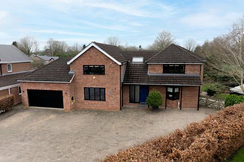 5 bedroom detached house for sale, Arlington Crescent, Wilmslow SK9