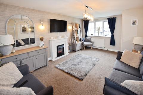 3 bedroom end of terrace house for sale, Belton Park Road, Skegness PE25
