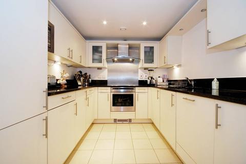 2 bedroom flat to rent, Vauxhall Bridge Road, Pimlico, London, SW1V