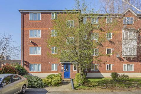 1 bedroom flat to rent, Tideside Court, Harlinger Street, London, SE18