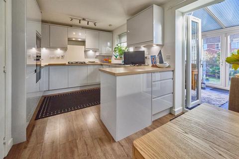 3 bedroom end of terrace house for sale, Indigo Drive, Burbage, Hinckley
