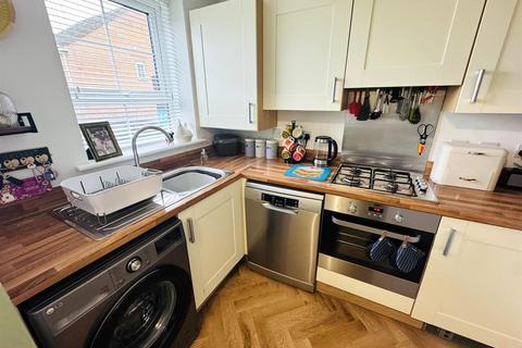 2 bedroom semi-detached house for sale, Bryn Uchaf, Bryn, Llanelli
