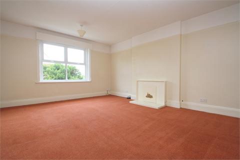 4 bedroom maisonette to rent, Elmwood Avenue, Feltham, TW13