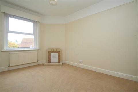 4 bedroom maisonette to rent, Elmwood Avenue, Feltham, TW13