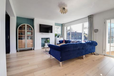 undefined, Charmouth Court, St Albans, AL1