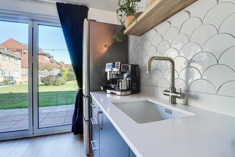 undefined, Charmouth Court, St Albans, AL1