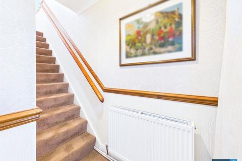 3 bedroom semi-detached house for sale, Moss Road, Askern, Doncaster, South Yorkshire, DN6