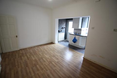 2 bedroom terraced house to rent, Scholfield,Rochdale