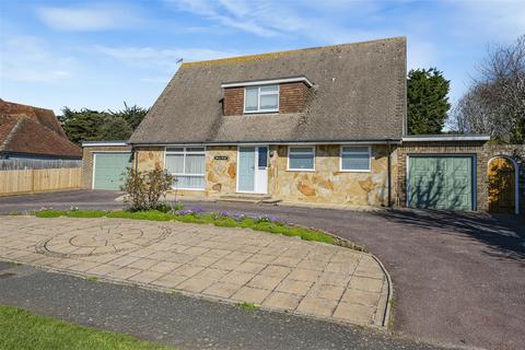 3 bedroom detached house for sale, Chyngton Road, Seaford
