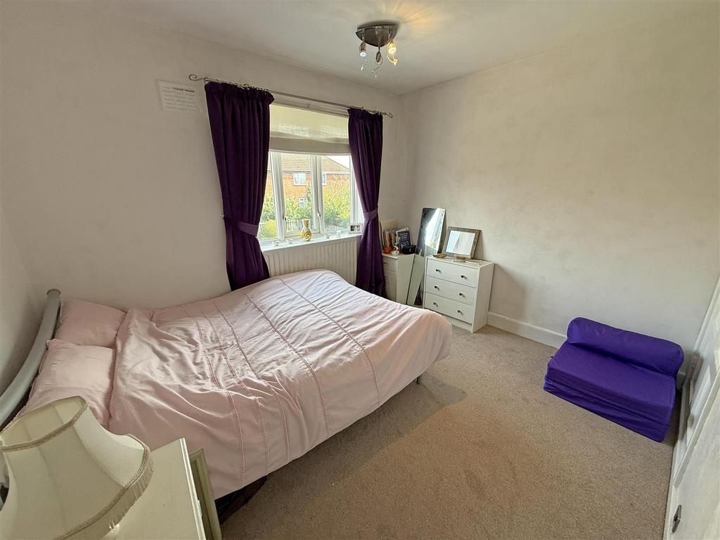 Bedroom 2.jpg