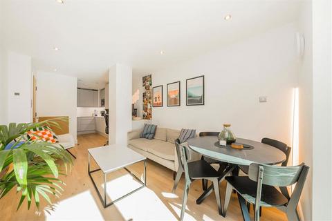 1 bedroom flat for sale, Albert Embankment, London SE1