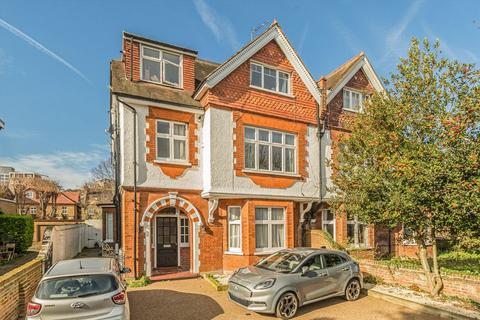 undefined, Richmond Road, Kingston Upon Thames KT2