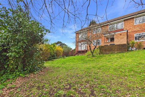 undefined, The Avenue, Surrey GU18