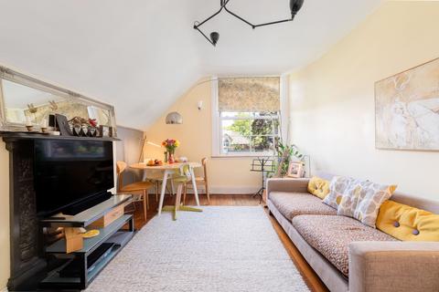 2 bedroom flat for sale, Vanbrugh Hill, London, SE3