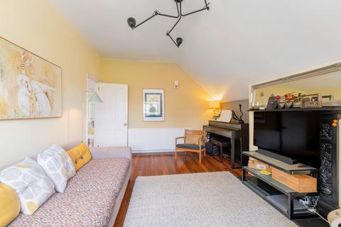 2 bedroom flat for sale, Vanbrugh Hill, London, SE3