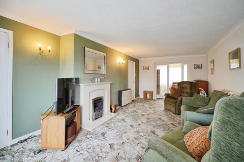 3 bedroom detached house for sale, Glebe Close, Rolleston-on-Dove, Burton-on-Trent, Staffordshire, DE13