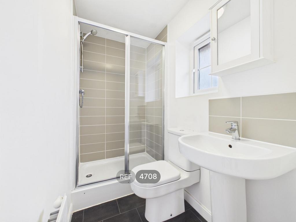 En suite bathroom
