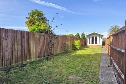 2 bedroom terraced house for sale, Malling Road, Snodland ME6
