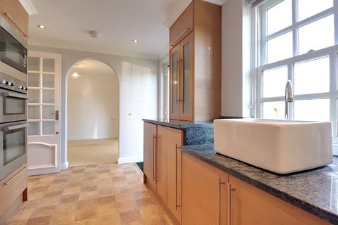 undefined, Ingrave Road, Brentwood, CM15