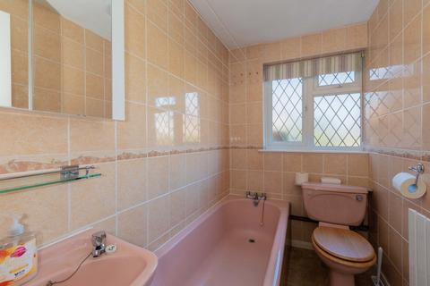 undefined, Thames Road, Langley SL3