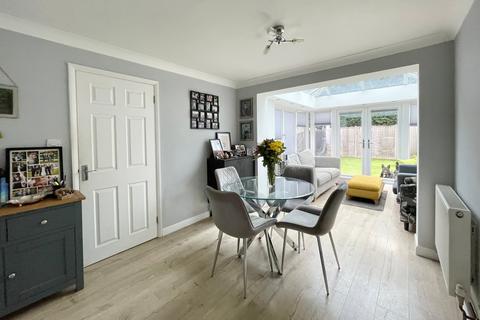 4 bedroom semi-detached house for sale, Ashdown Avenue, FARNBOROUGH GU14