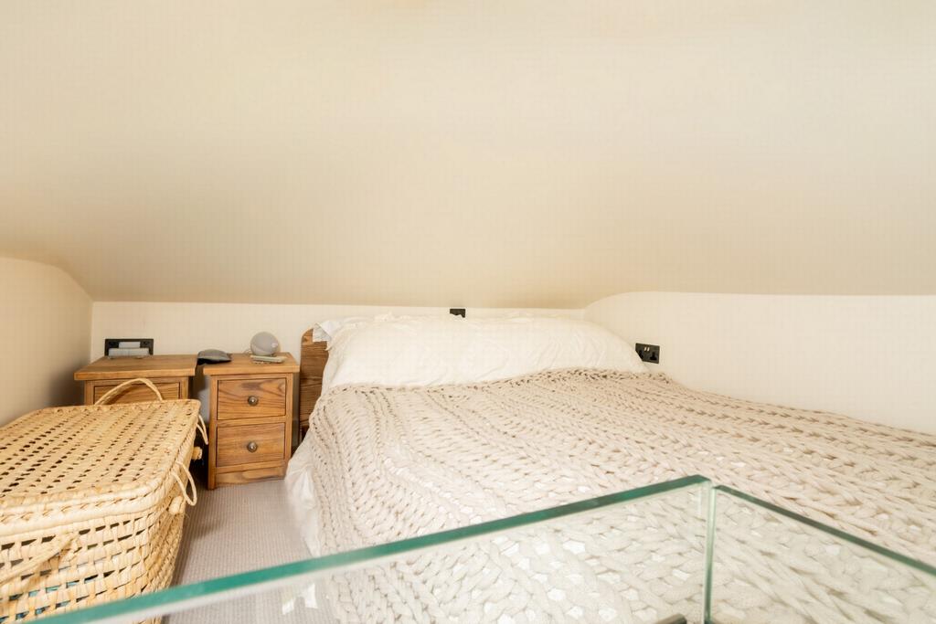 Mezzanine floor