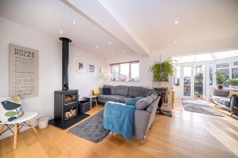 undefined, Crosslands, Caddington, LU1