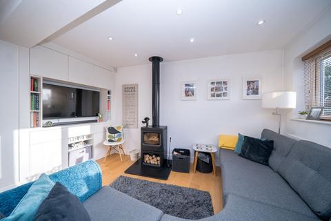 undefined, Crosslands, Caddington, LU1