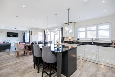 5 bedroom detached house for sale, Oakland Park, Morpeth NE61