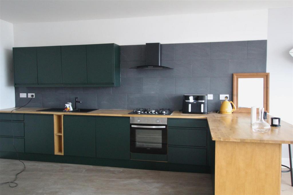Kitchen (2)
