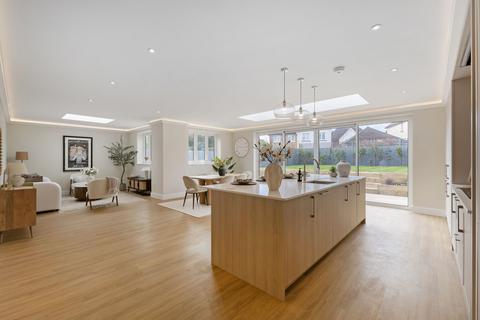 4 bedroom house for sale, Lovell House, The Lawns, Banstead, SM7