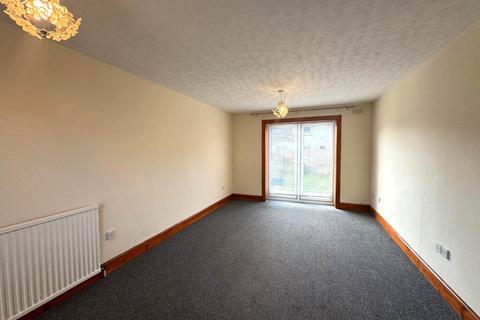 3 bedroom terraced house to rent, Marr Drive (RG), Troon KA10