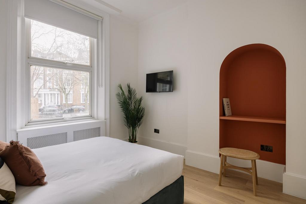 31 Warwick Road - .jpg