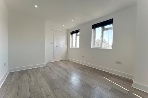 1 bedroom flat to rent, 575a London Road, North Cheam SM3