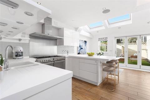 3 bedroom terraced house for sale, Ballantine Street, London, SW18