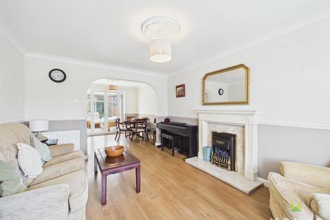 3 bedroom detached house for sale, Oswell Road, Shrewsbury