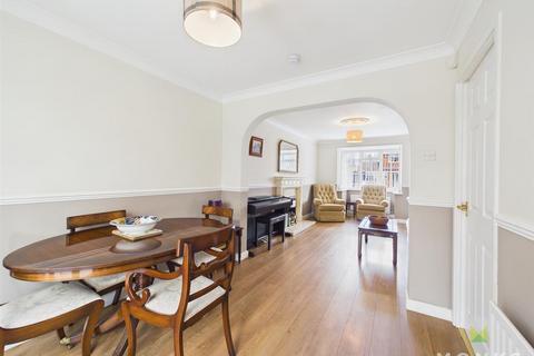 3 bedroom detached house for sale, Oswell Road, Shrewsbury