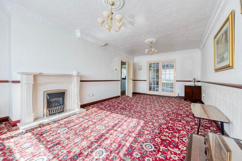 3 bedroom detached bungalow for sale, Saxon Gardens, Caister-On-Sea