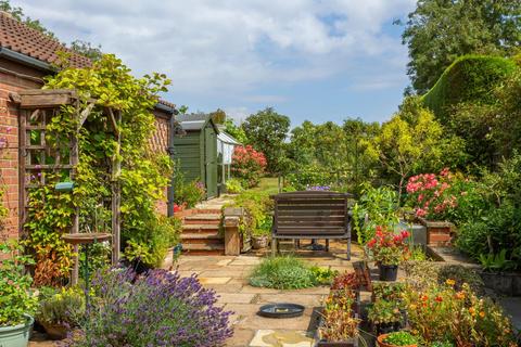 3 bedroom semi-detached house for sale, Main Street, Garton-On-The-Wolds, Driffield